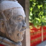 中国　銅像