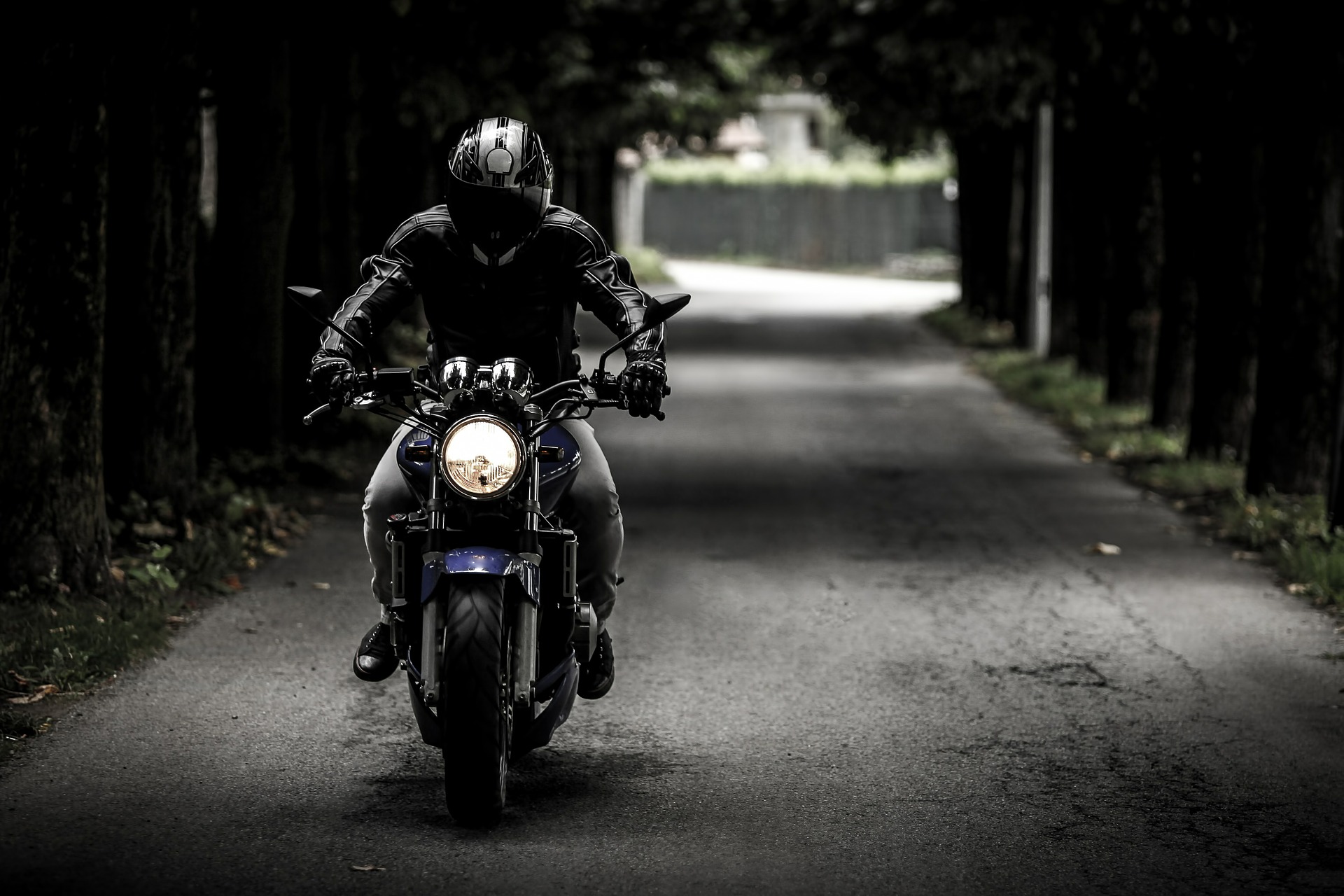 ホンダのバイクに乗る人