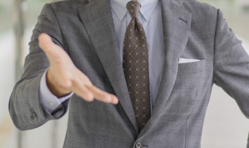 米丸剛氏は起業家の救世主？評判・口コミから探る起業戦略の真髄